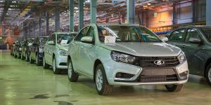 АвтоВАЗ приостановит производство автомобилей