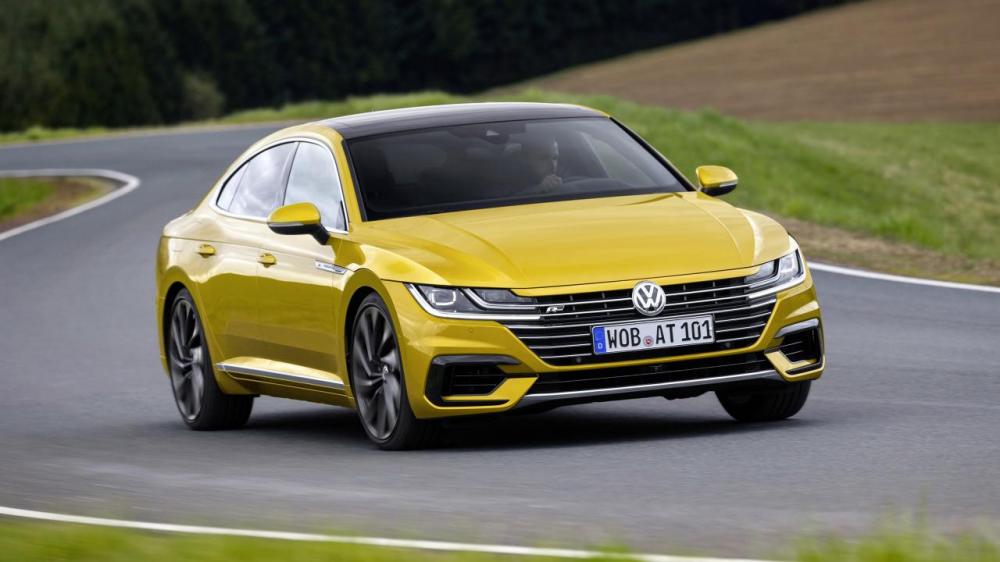 Volkswagen уточнил сроки появления Arteon в России