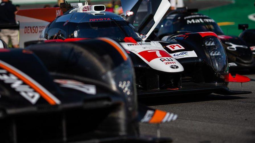 Toyota лидирует в первый день пролога WEC в Барселоне