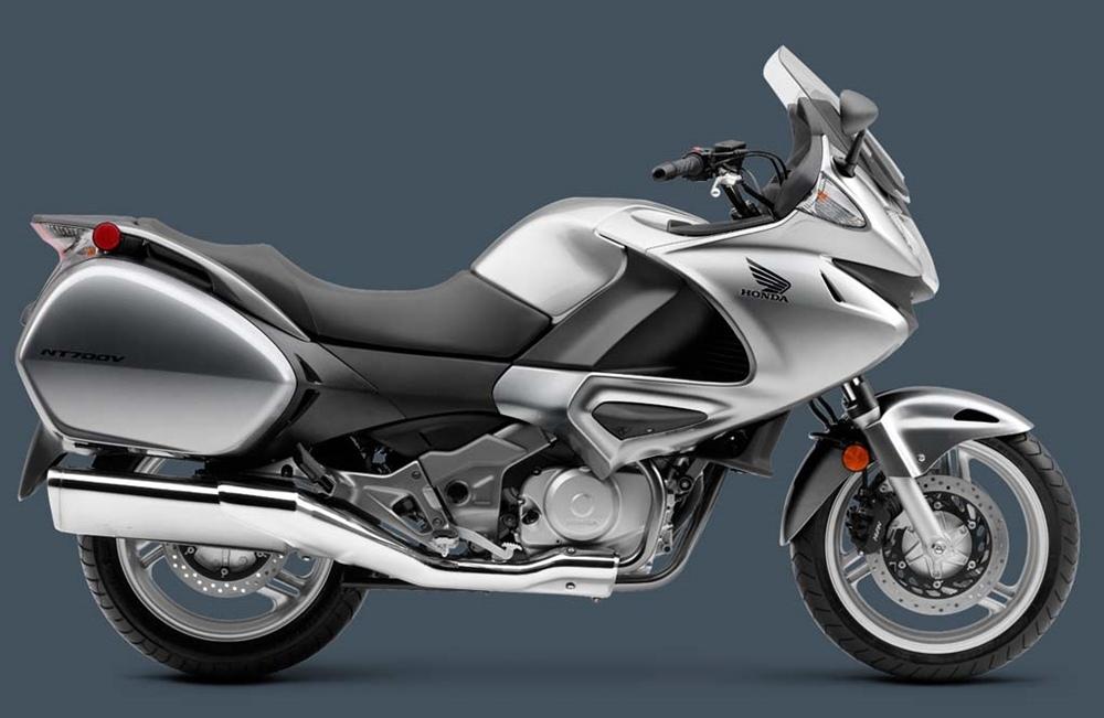 Нужно ли Honda возрождать Deauville?!