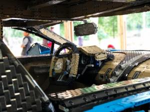 Bugatti Chiron из Lego в Парке Горького в Москве