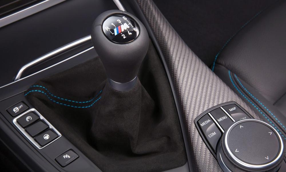 Новые BMW M3 и M4 получат механические коробки передач