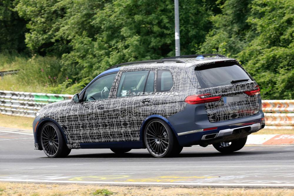 Alpina вывела на тесты 600-сильную BMW X7