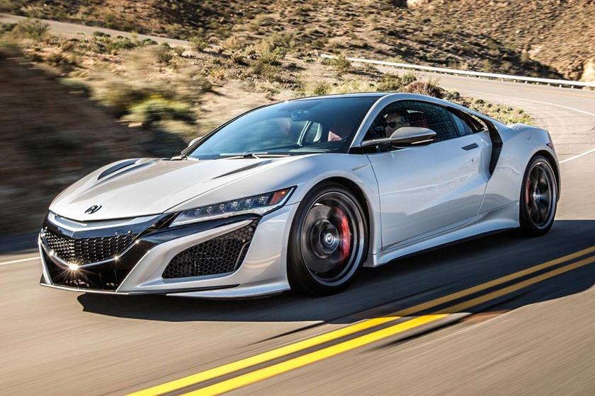 Acura запрещает дилерам выполнять кузовной ремонт суперкара NSX