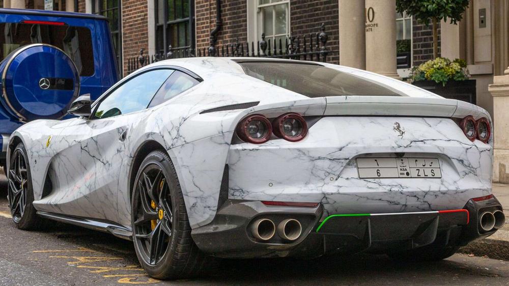 Ferrari 812 Superfast