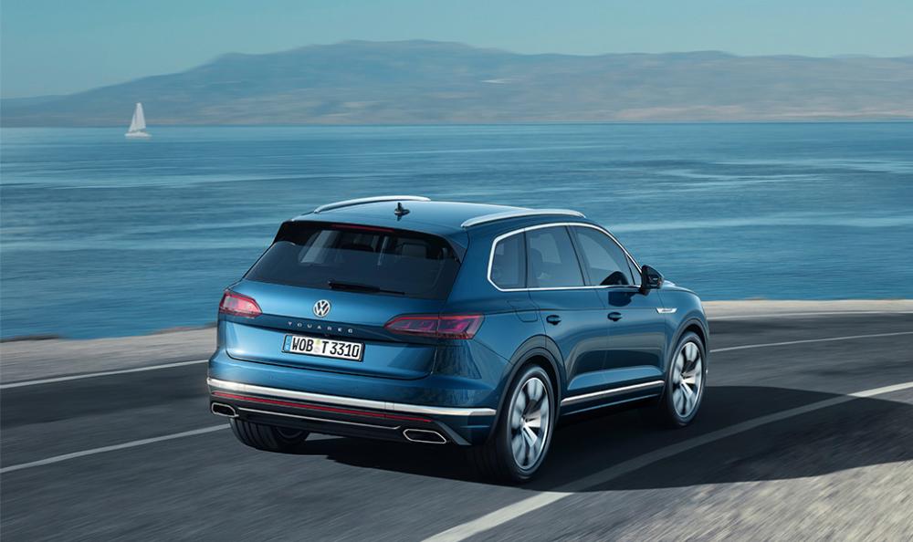 Volkswagen изменил комплектации Touareg для России