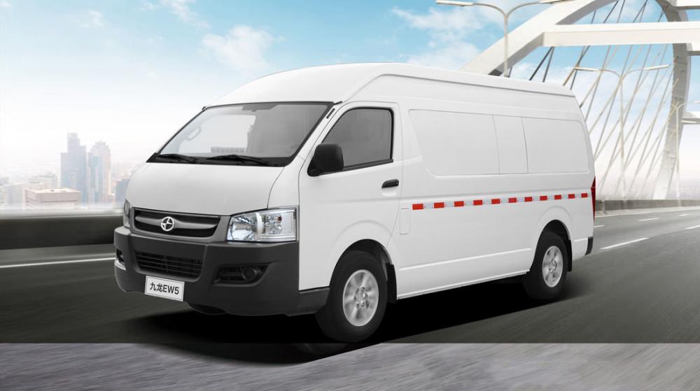Немецкие дилеры Lada будут продавать китайские клоны Toyota Hiace и Alphard