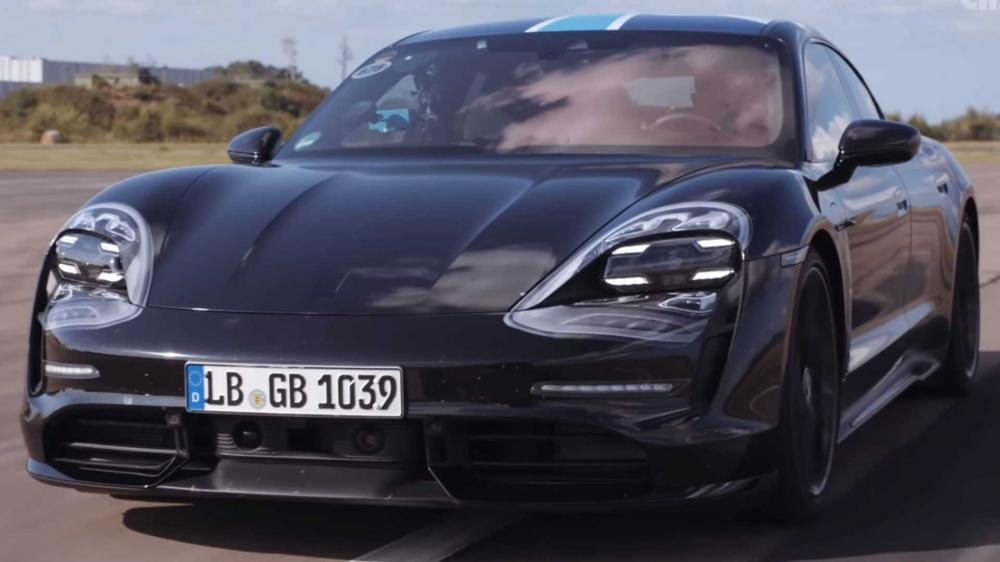 Porsche Taycan 26 раз подряд разогнался до 200 км/ч без потери мощности