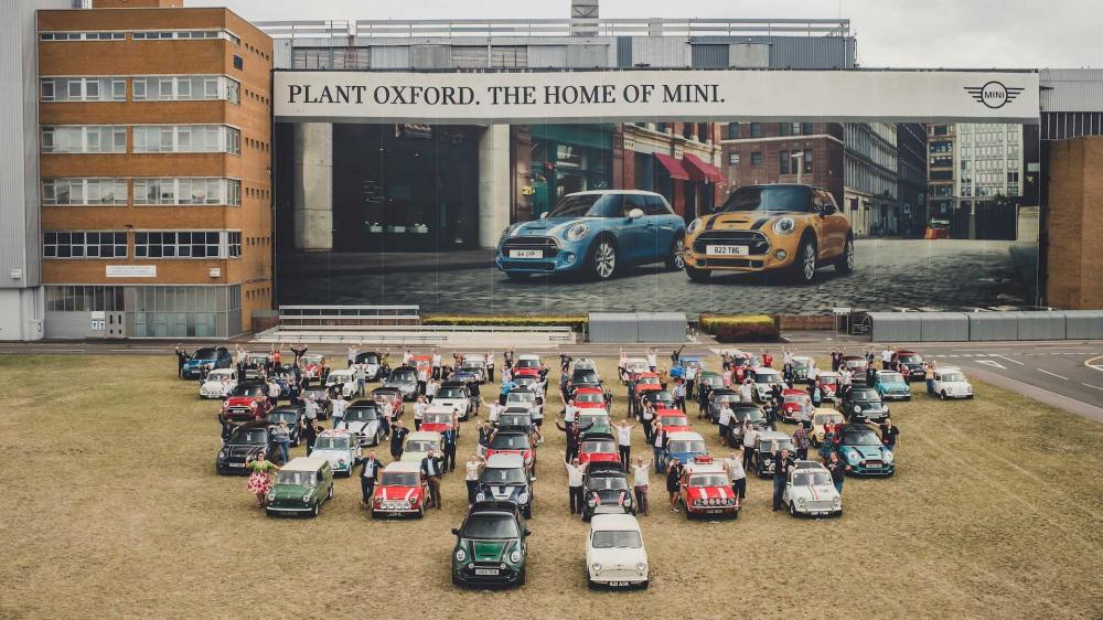 На свет появился 10-миллионный Mini