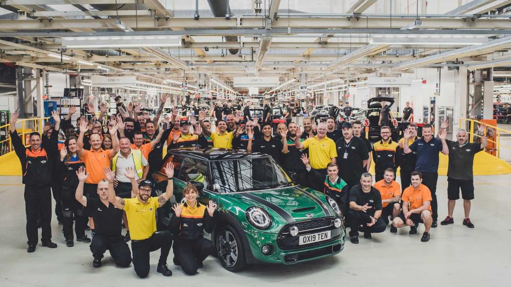 На свет появился 10-миллионный Mini