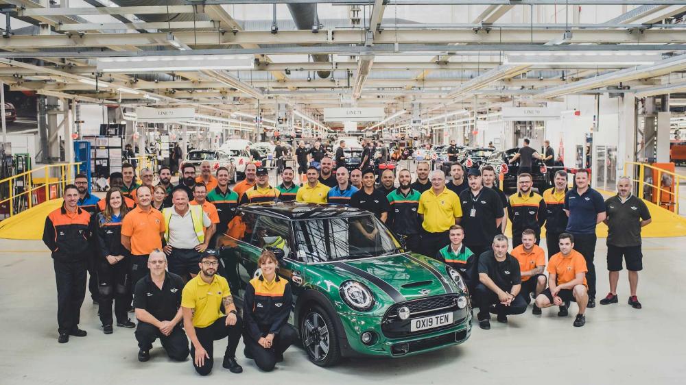 На свет появился 10-миллионный Mini