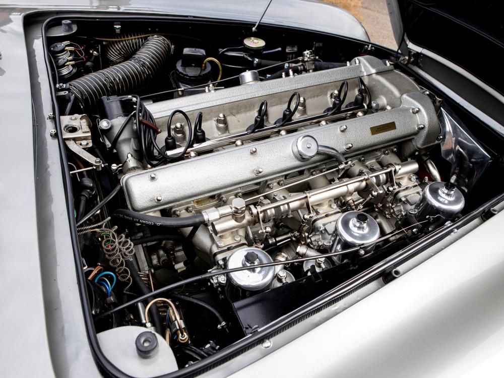 1965 Aston Martin DB5 Bond Car