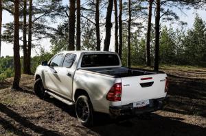 Toyota Hilux Double Cab Exclusive Black 2019 года