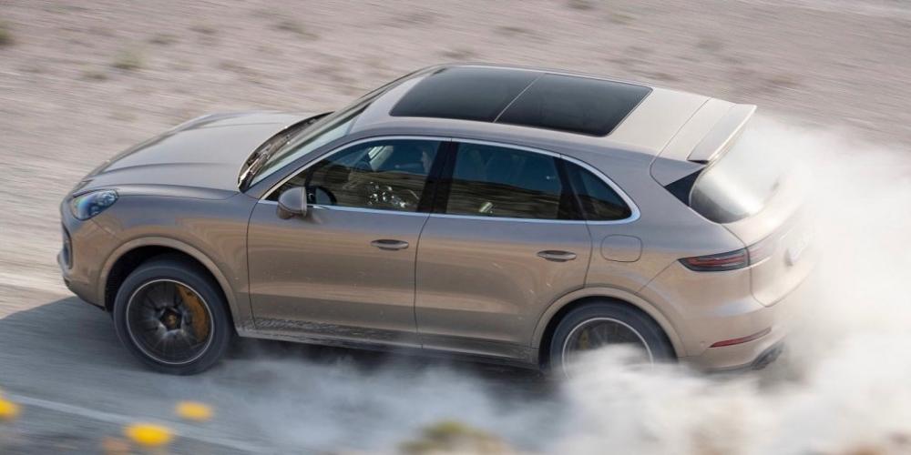 Видео: самый мощный Porsche Cayenne установил необычный рекорд скорости