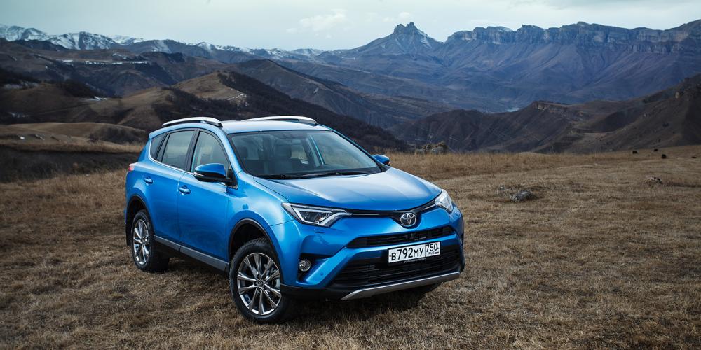 Toyota прекратит выпуск текущего RAV4 в России