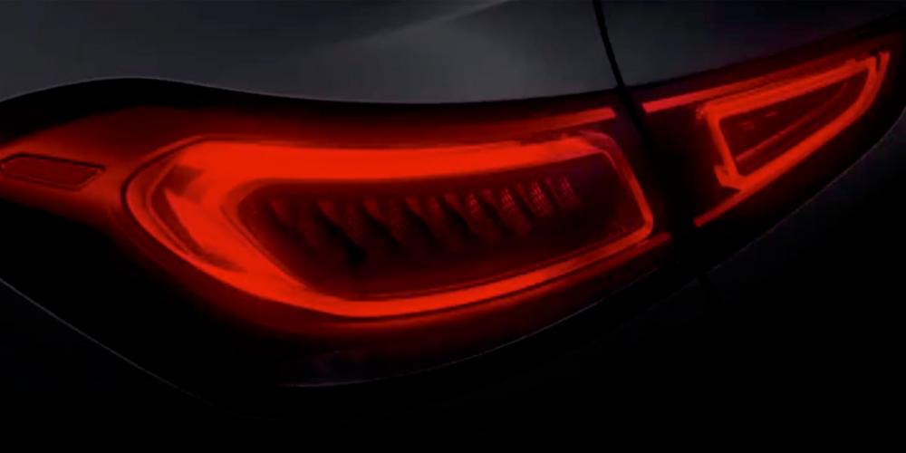 Mercedes анонсировал премьеру нового кроссовера