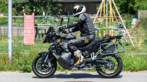 Шпионские фото KTM Supermoto 890