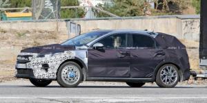 Кроссовер на базе Kia Ceed станет гибридом