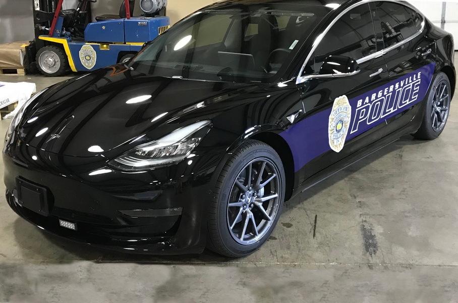Tesla Model 3 для полиции Баргерсвилла