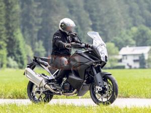 KTM 1290 Super Adventure получит умный круиз-контроль