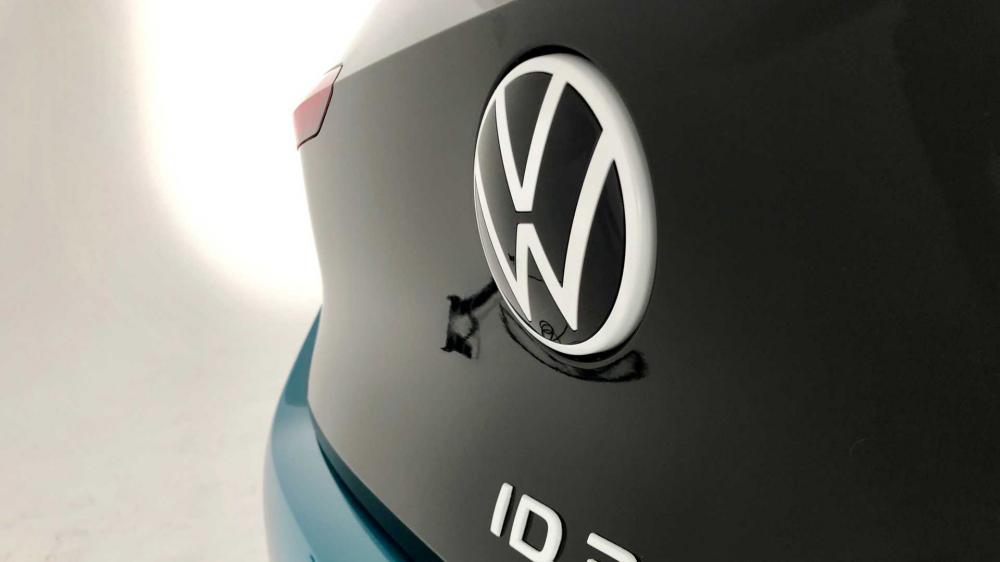 Посмотрите на новый логотип марки Volkswagen