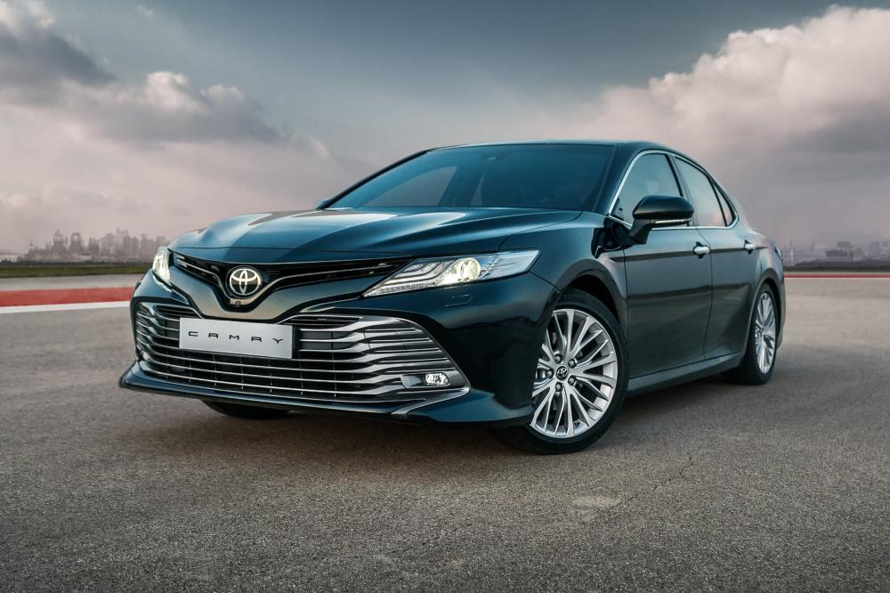 Toyota продала в России 400 000 Camry
