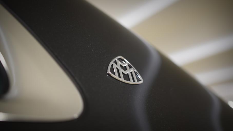 Большой кроссовер Maybach готовится к премьере