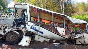 Семь человек погибли в ДТП с автобусом в Ярославской области