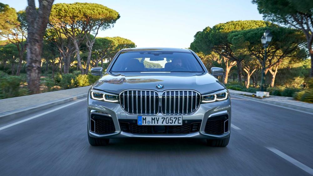 Семейство BMW M прирастет гибридной "семеркой"