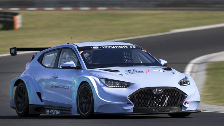 Hyundai завершила первые тесты машины Veloster N ETCR