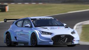 Hyundai завершила первые тесты машины Veloster N ETCR