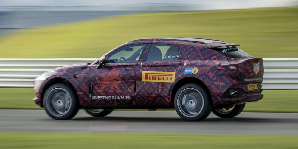 Aston Martin DBX
