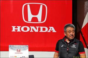 В Honda заменят моторы, Квят стартует последним