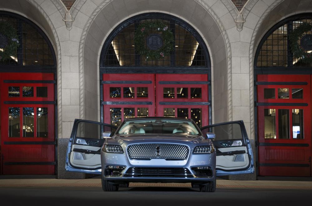 Lincoln Continental Coach Door Edition