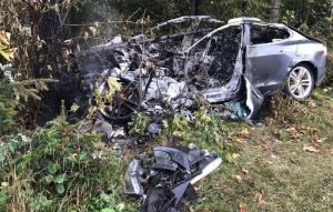 Для тушения Tesla Model S понадобилось 11 (!) тонн воды и стальной контейнер