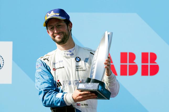 В BMW продлили контракт с Симсом