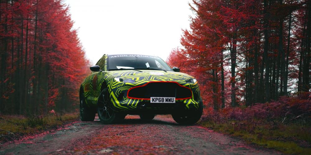 Названа дата российской премьеры первого кроссовера Aston Martin