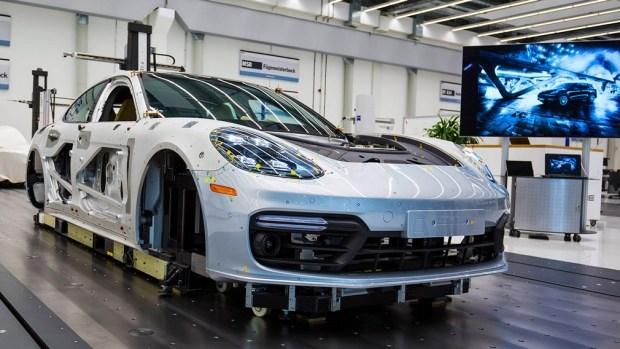Porsche построит новый завод в Словакии