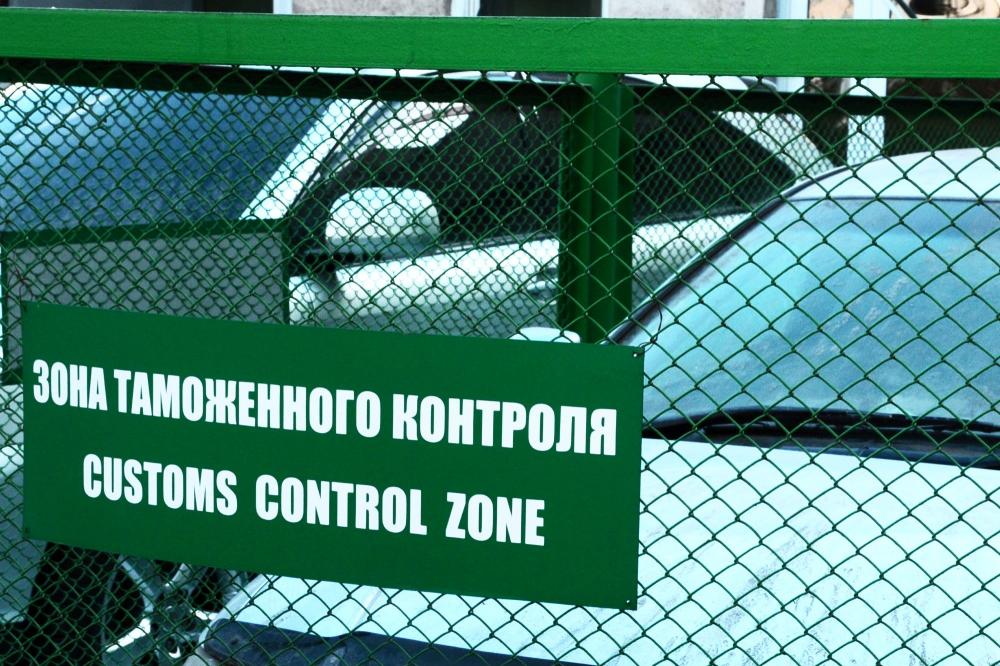 Таможня зафиксировала стремительный рост экспорта легковых автомобилей из России