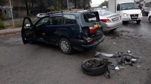 Водитель потерял сознание и устроил массовое ДТП в Алматы
