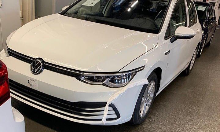 Внешность Volkswagen Golf 8 полностью раскрыта за неделю до презентации