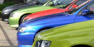 Toyota и Mercedes сохранили лидерство в списке самых дорогих автобрендов