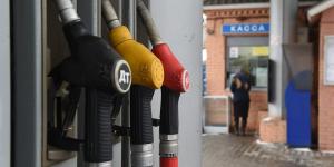 Власти придумали новый способ борьбы с недоливом на АЗС