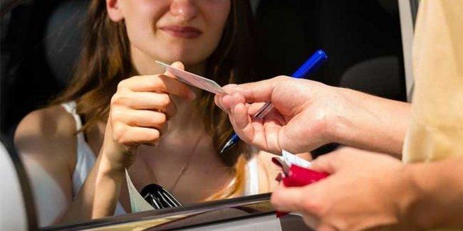 В Украине стало проще сдать на права