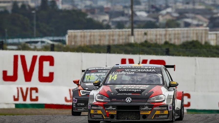 Йохан Кристофферсон выиграл свою вторую гонку в WTCR