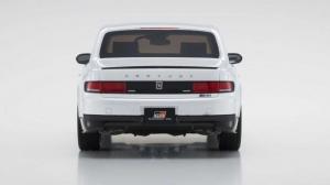 Toyota Century GRMN в масштабе 1:18