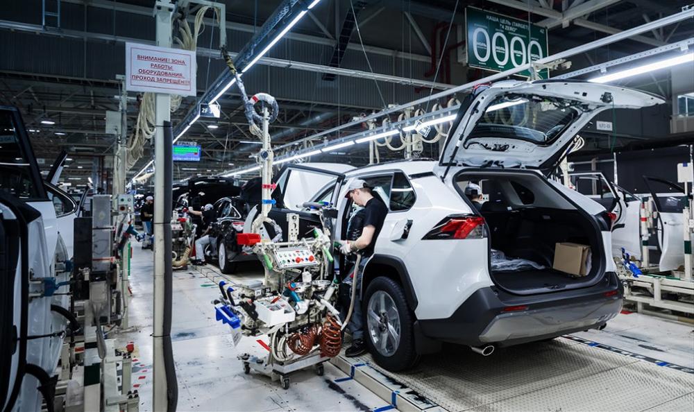 В России стартовало производство нового Toyota RAV4