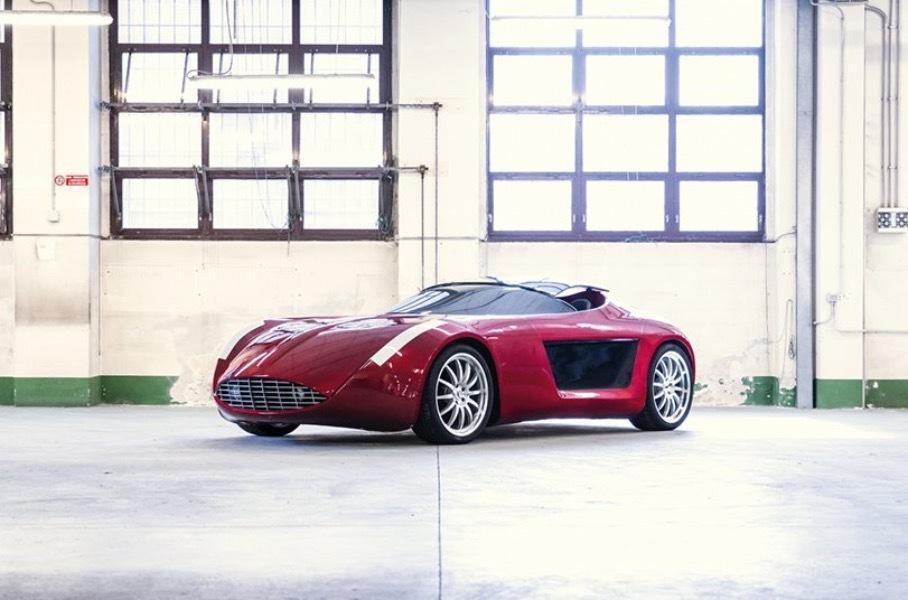 Макет купе на базе Ferrari продают по цене Renault Arkana