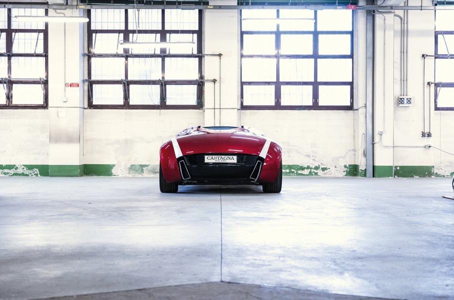Макет купе на базе Ferrari продают по цене Renault Arkana