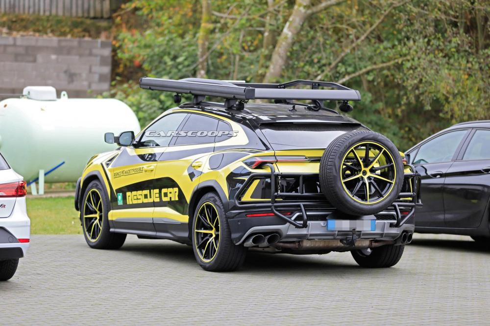 Lamborghini оснастила Urus лебёдкой и силовыми бамперами
